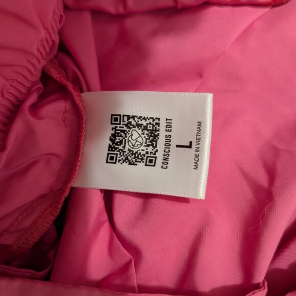 Express Hot Pink Shorts - L - NWOT - Picture 4 of 4